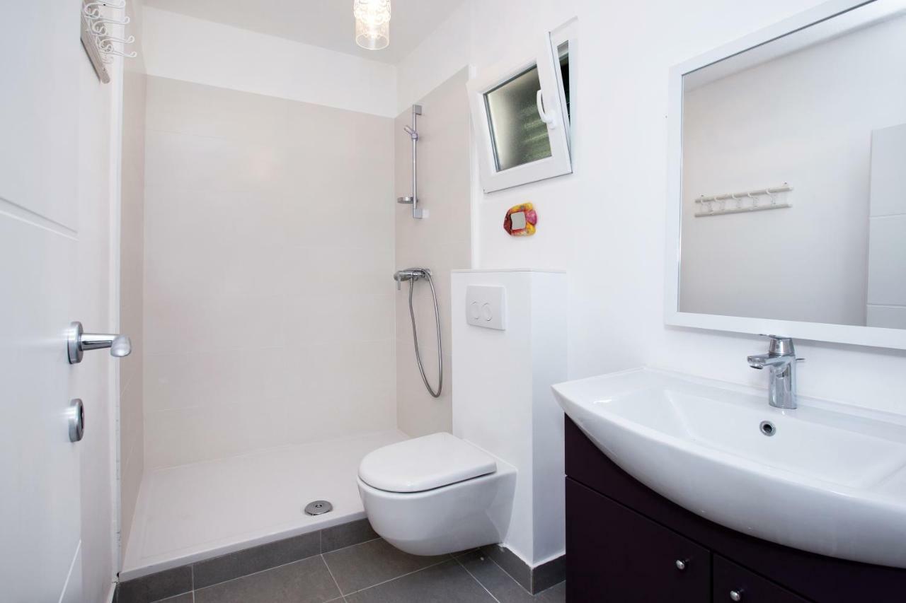 Maya! Apartman Sevid Kültér fotó